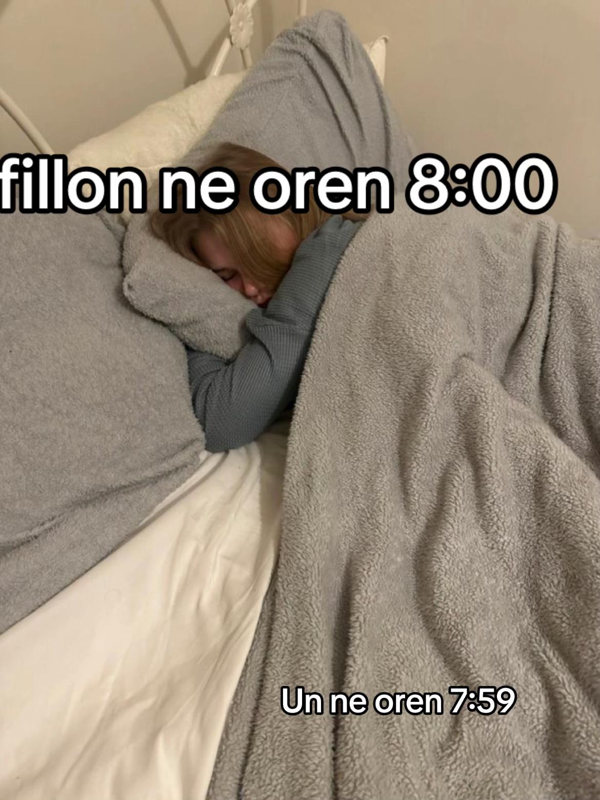 @я 𖣂