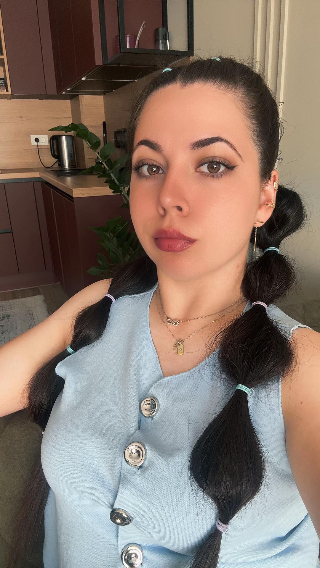 @✨ℂ𝕠𝕣𝕚𝕟𝕒-𝕄𝕚𝕙𝕒𝕖𝕝𝕒✨