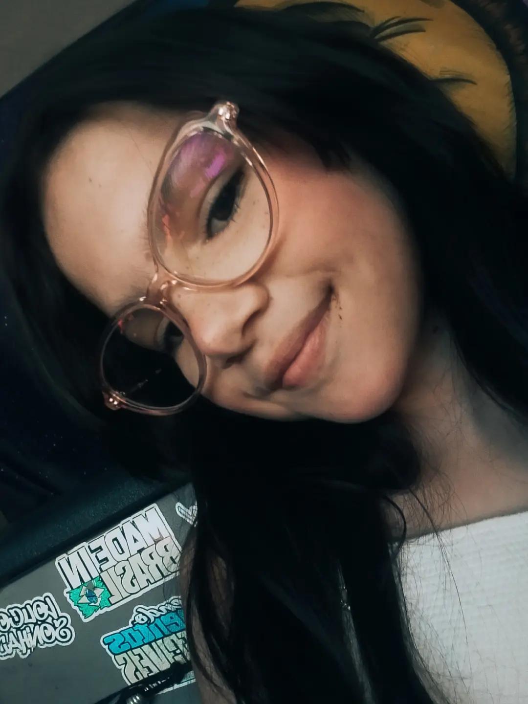 @Laylla Amdrda 💕🩷