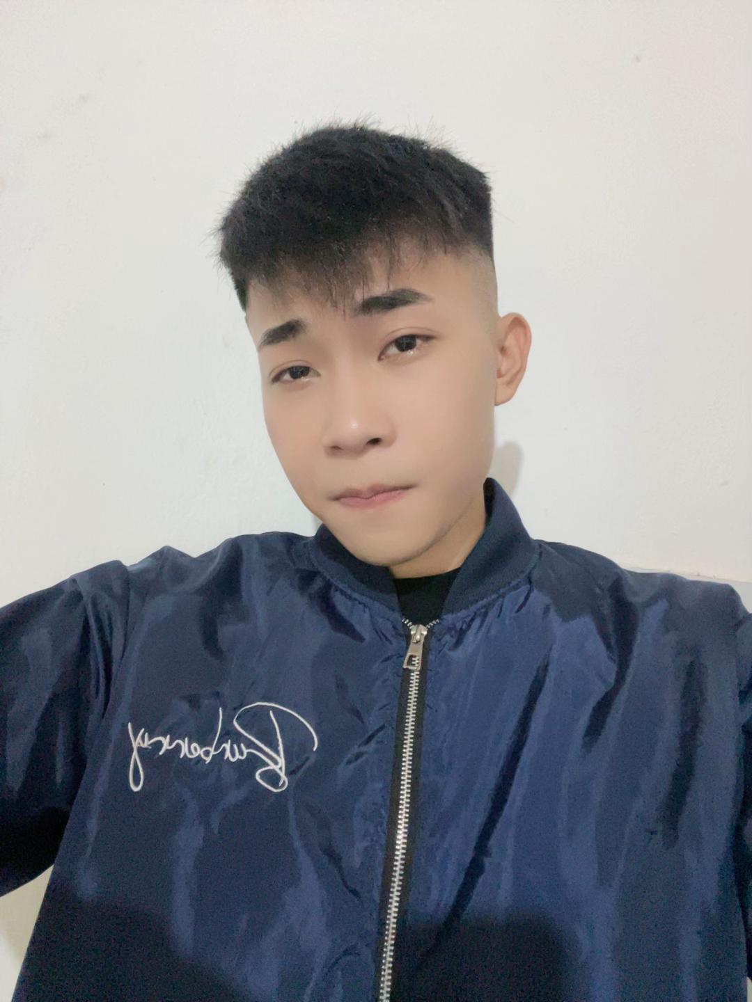 @Unn 🧸