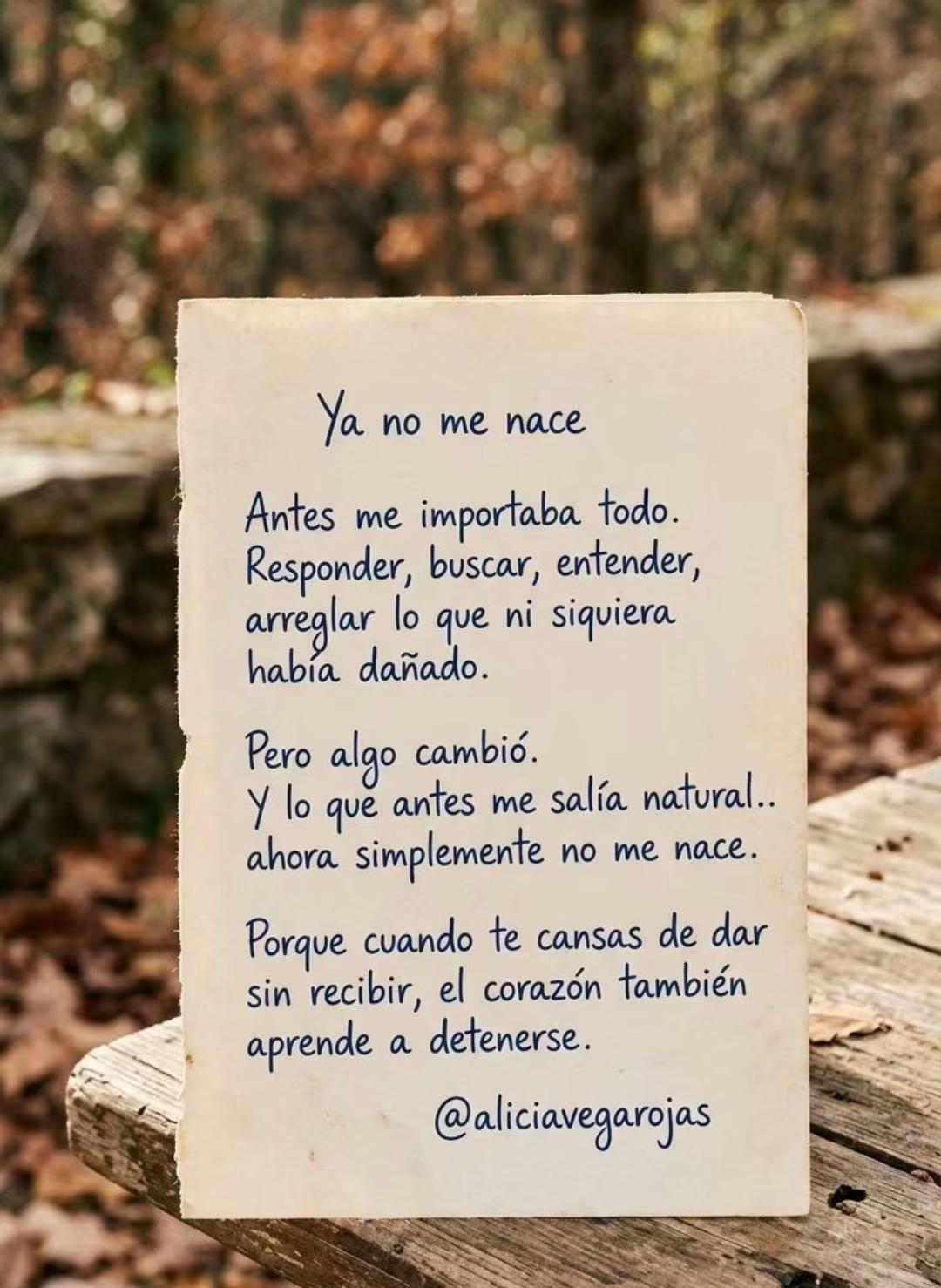 @DANIELA VEGA