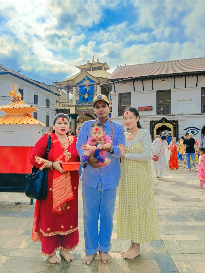 @Reesika Ratna Reesik