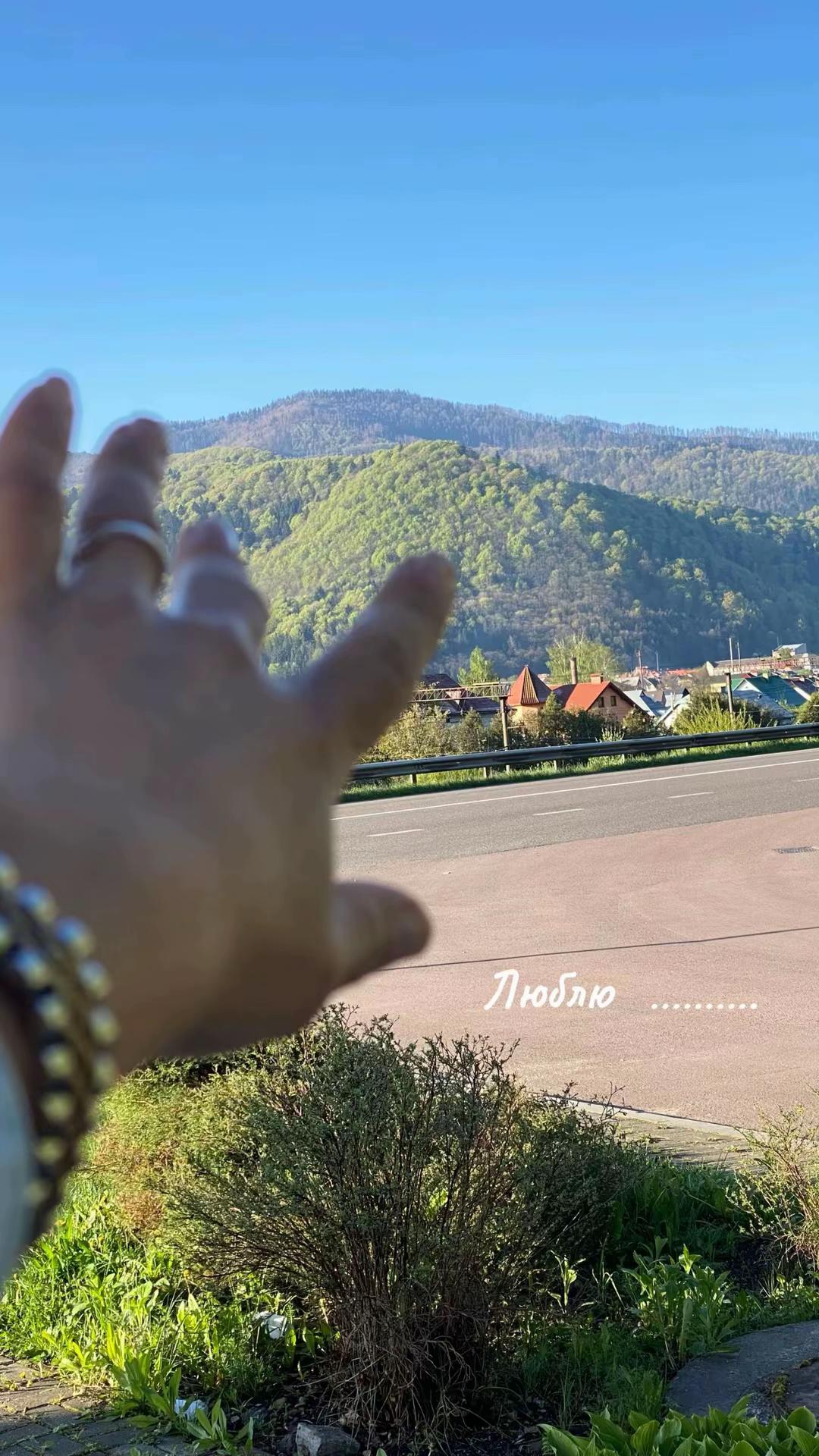 @Жінка з Ароматом Кави