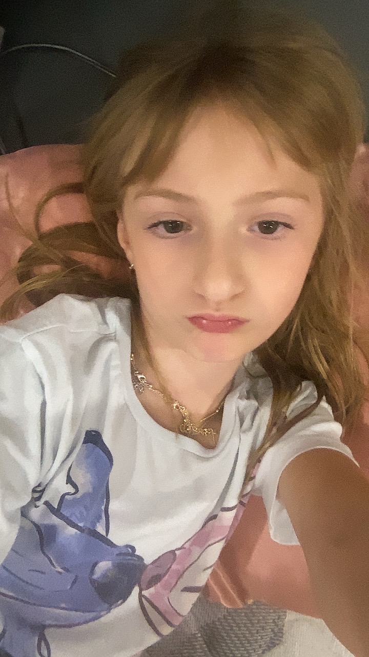 @TeddiAnne