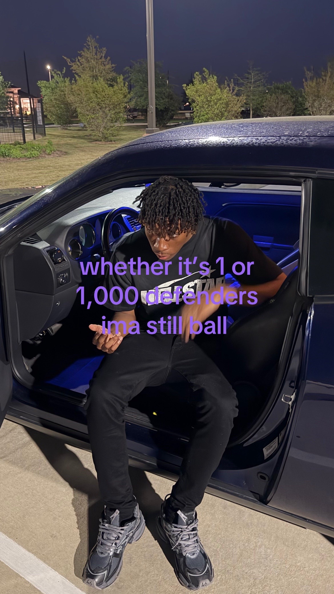 @⃟