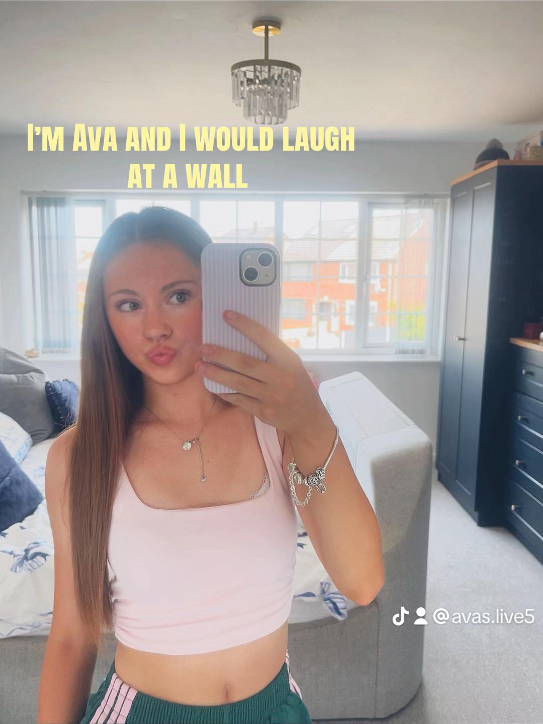 @-𝒜𝓋𝒶-