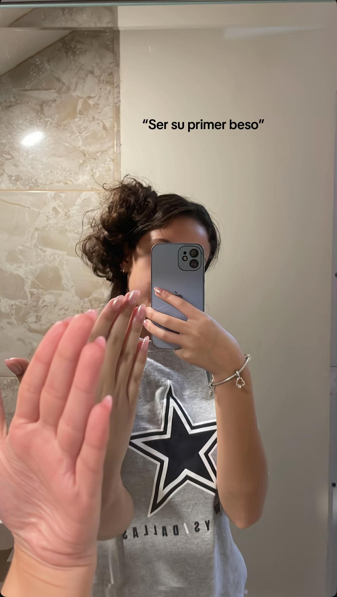 @Karlamonttt💕