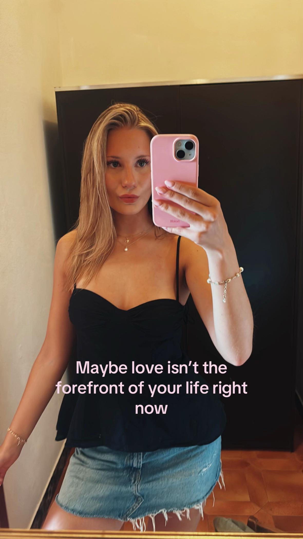 @Ella Carlson