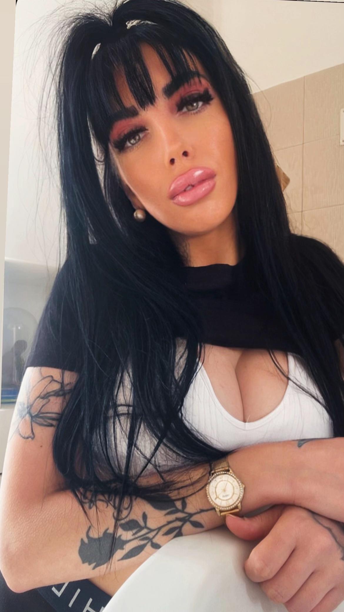 @la_pupa_mora_tatuata