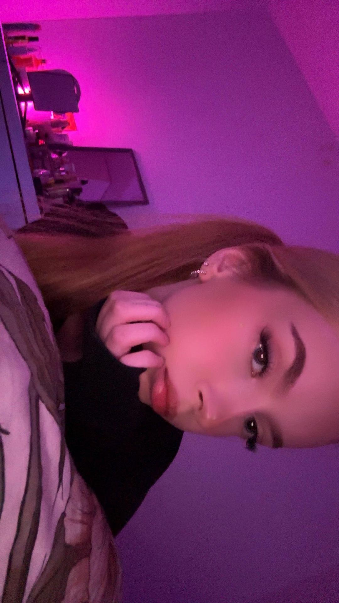 @Nea💫