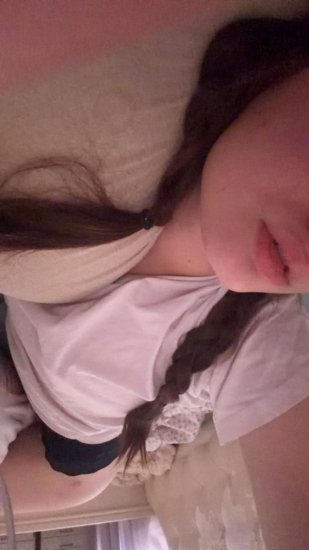 @qqutyrni