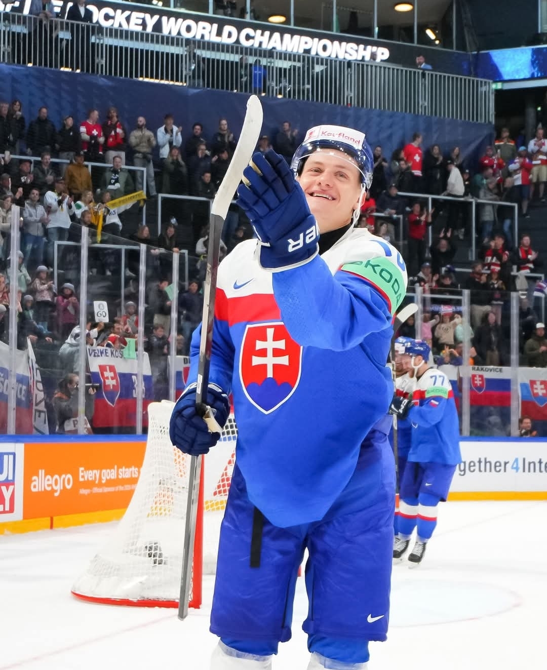@HK NITRA FANS 💙🤍