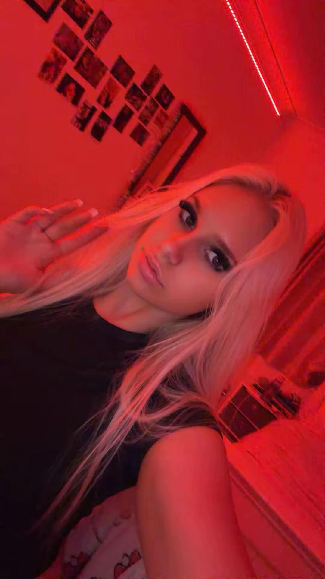 @𝐦𝐢𝐚 𝐠𝐫𝐚𝐜𝐞 𝐱