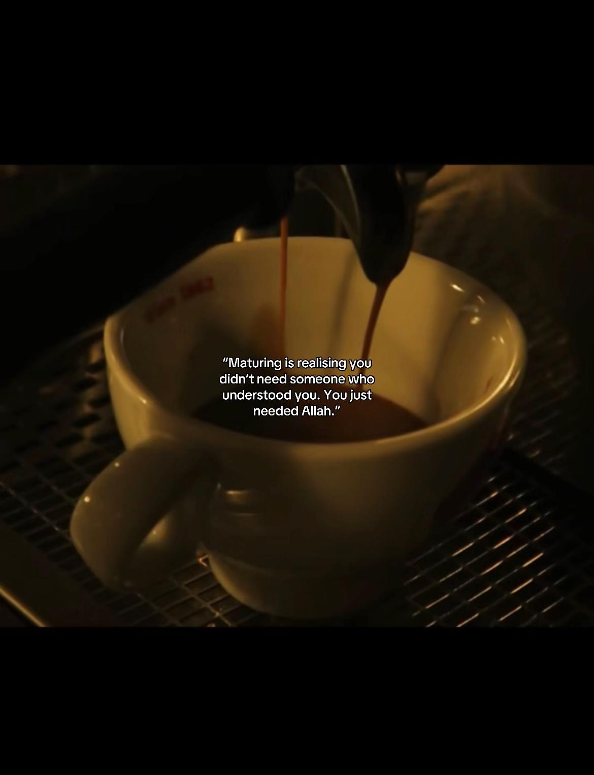@مؤمن ☕︎