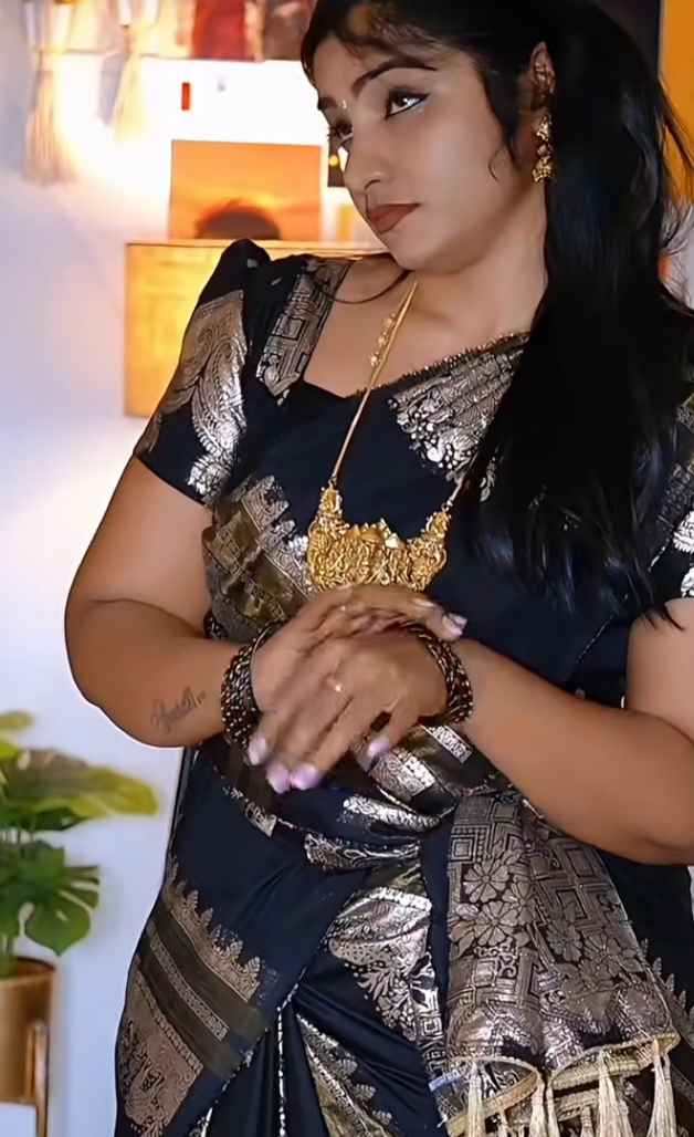 @💐🖤Madhu🖤💐