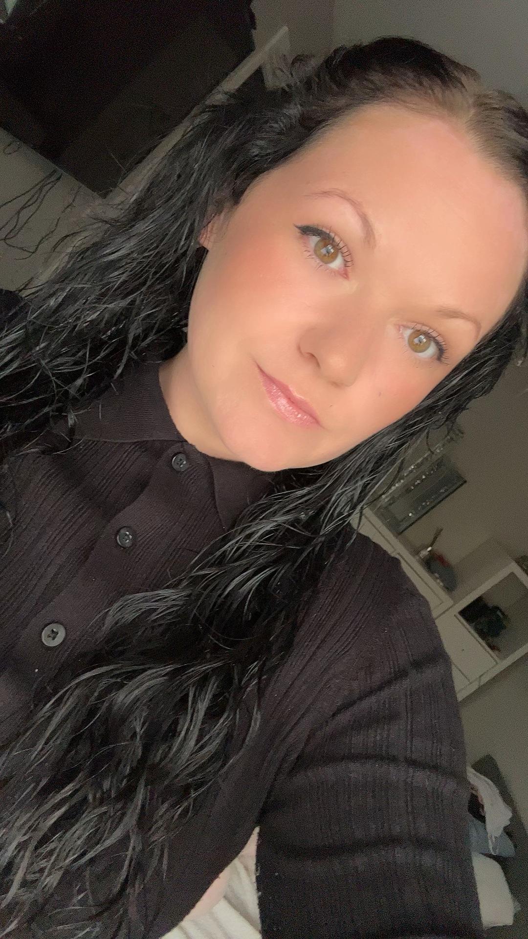 @JadeeBeann