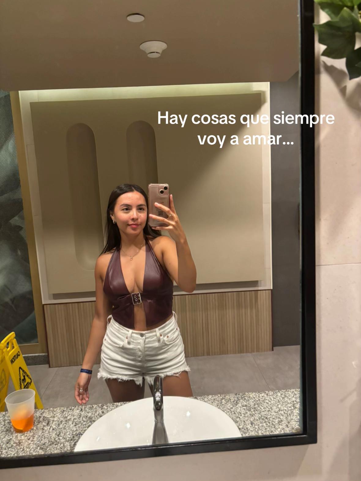 @Fer🥰