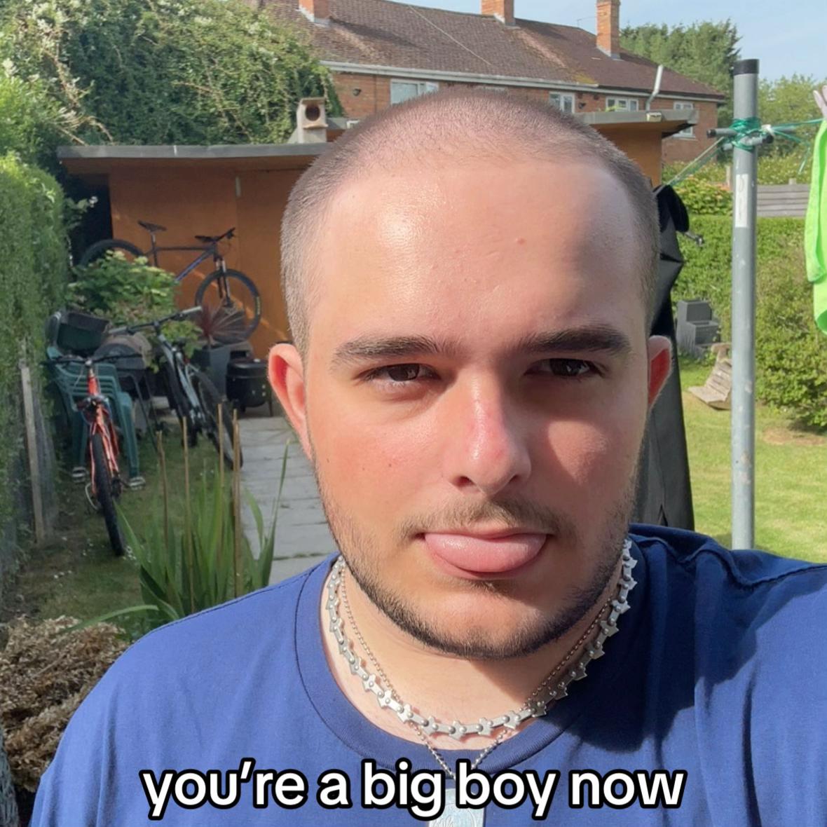 @animatronictonic