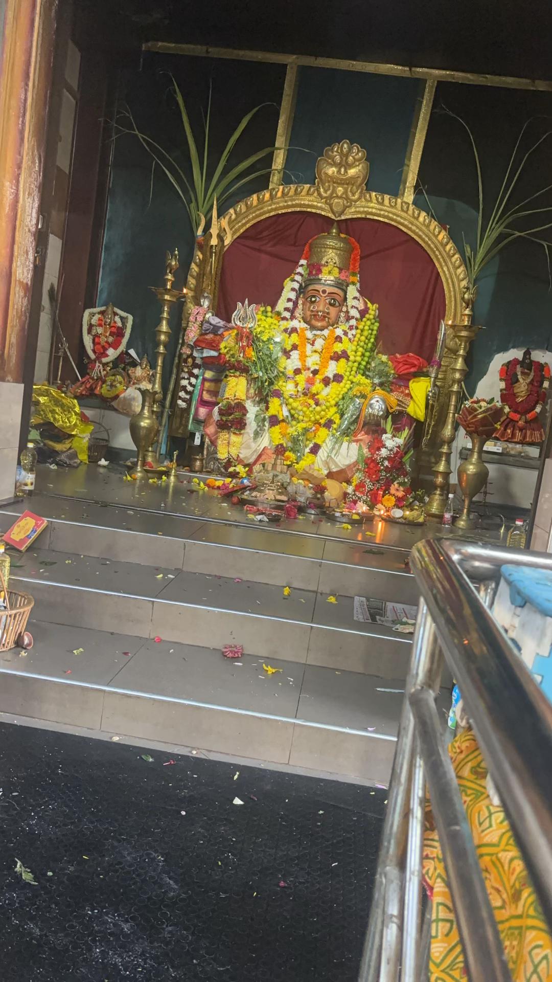 @Ayush🕉️✡️🇮🇳