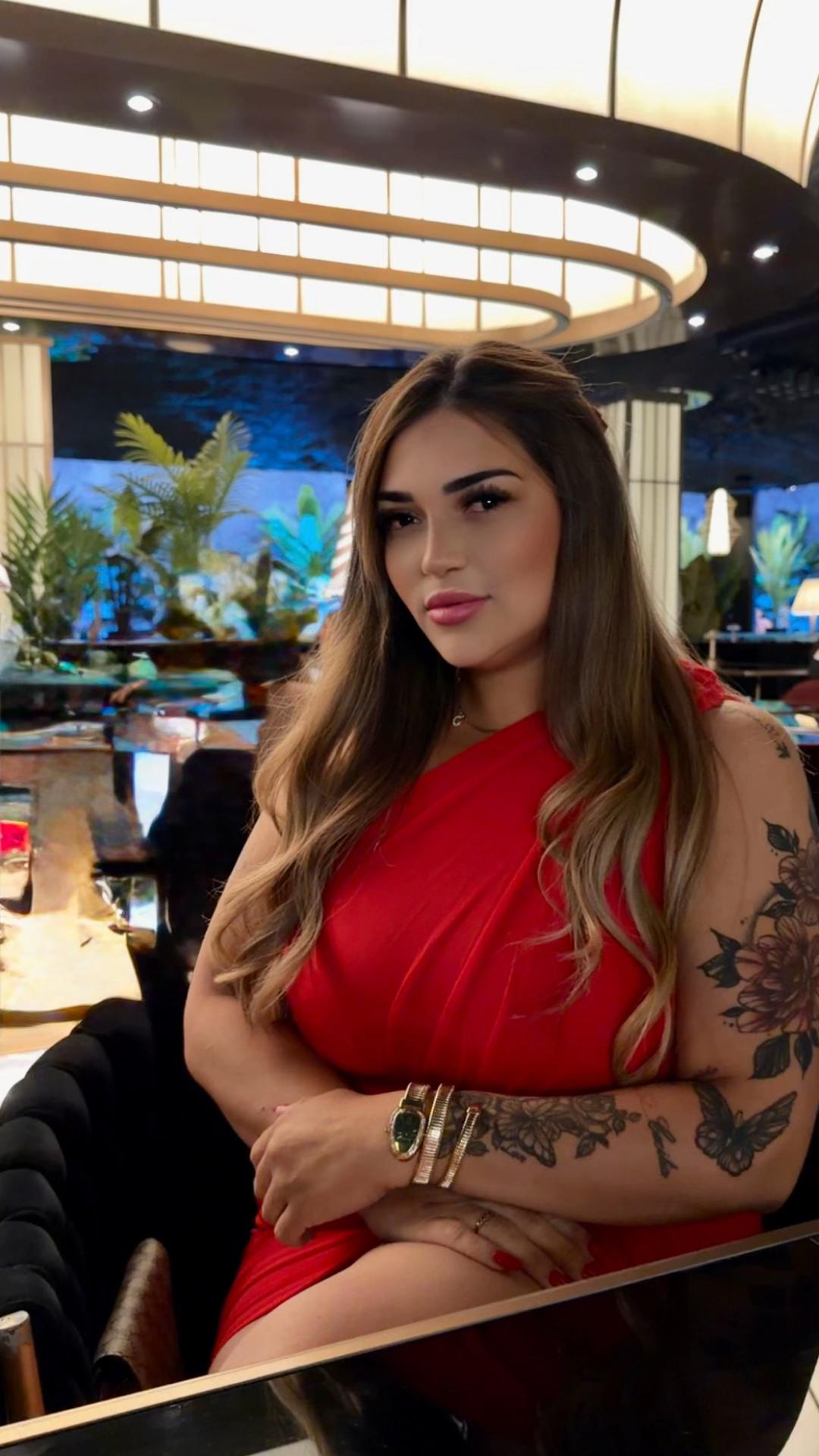 @latina🇧🇷🇬🇧