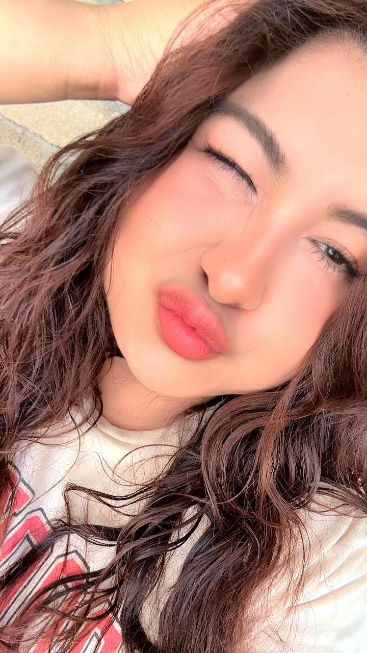 @𝐿𝒾𝓏𝒷𝑒𝓉𝒽 🌷