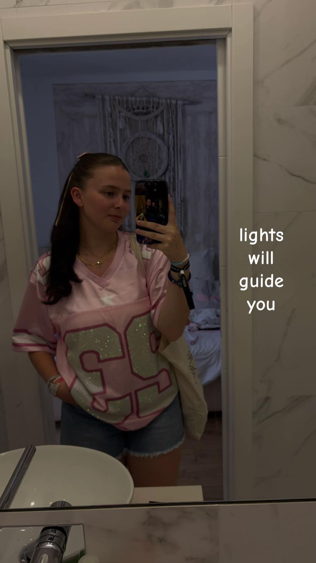 @mads✨(Sofia&rsquo;s Version)