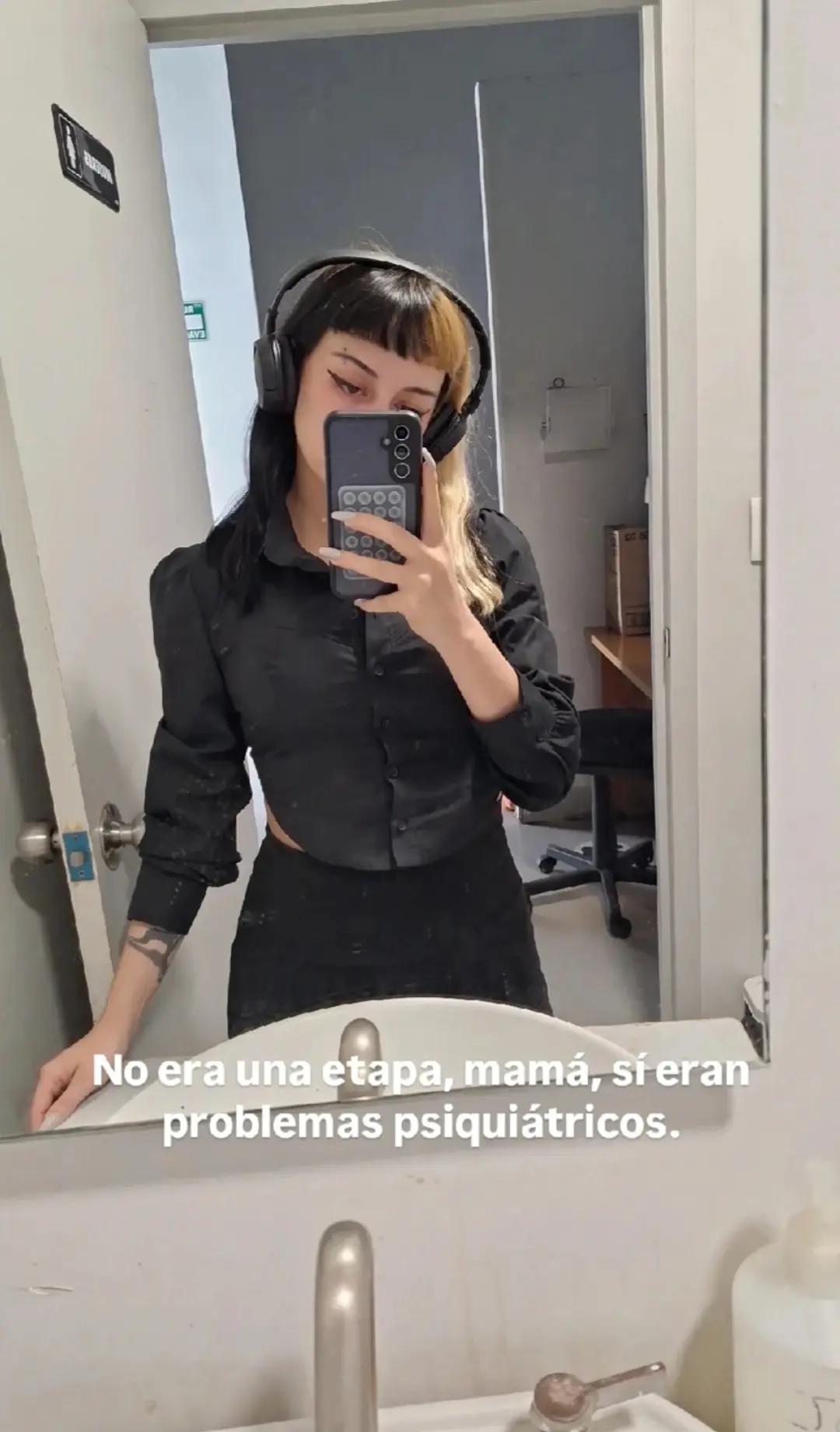 @𝕯𝖊𝖘.𝖍𝖔𝖓𝖗𝖆 🔪