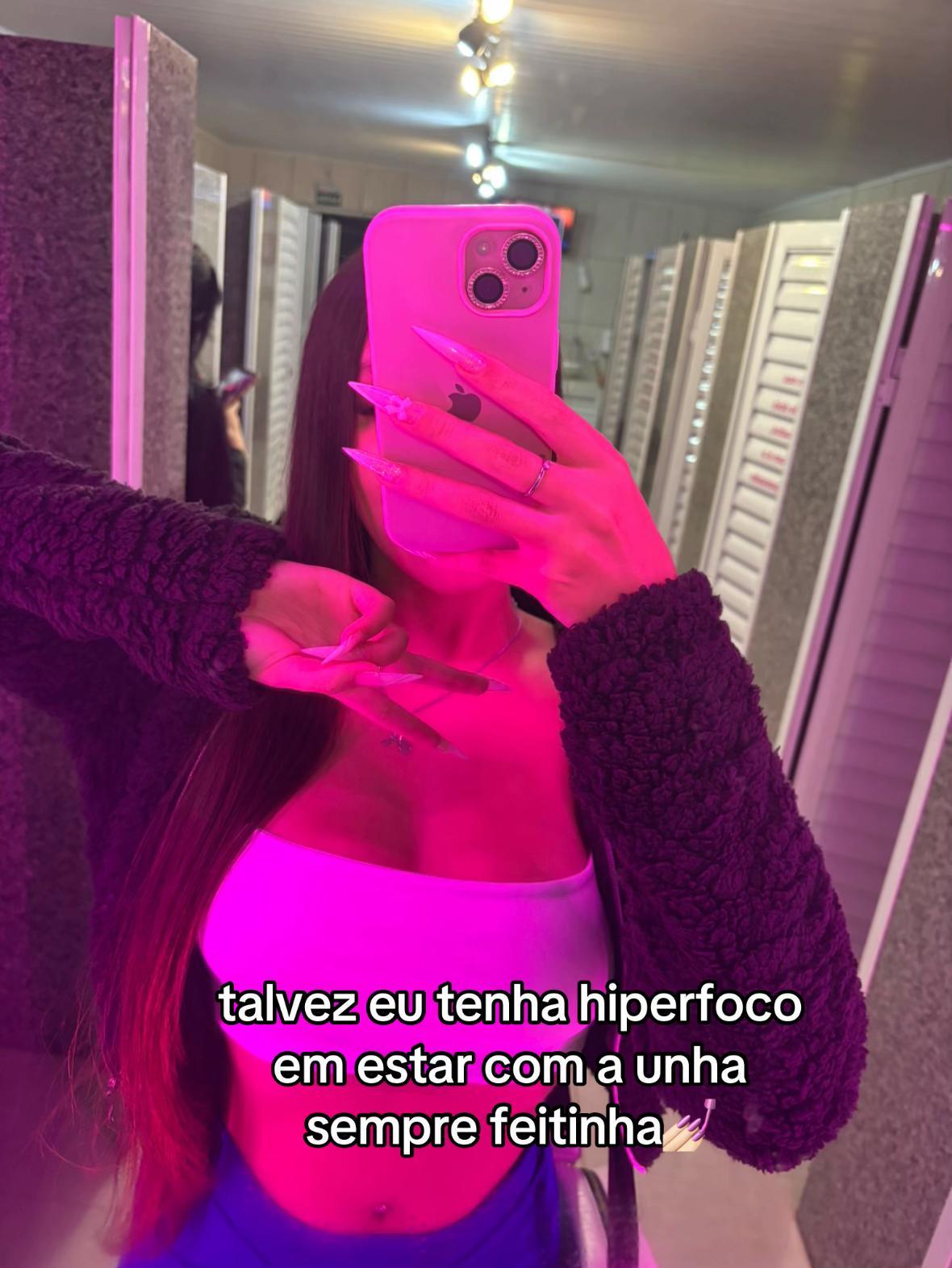 @Adry👑