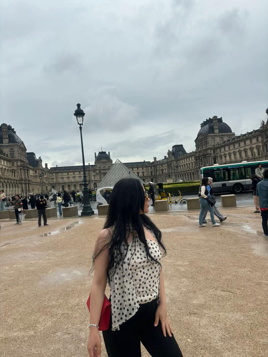 @vl0re23
