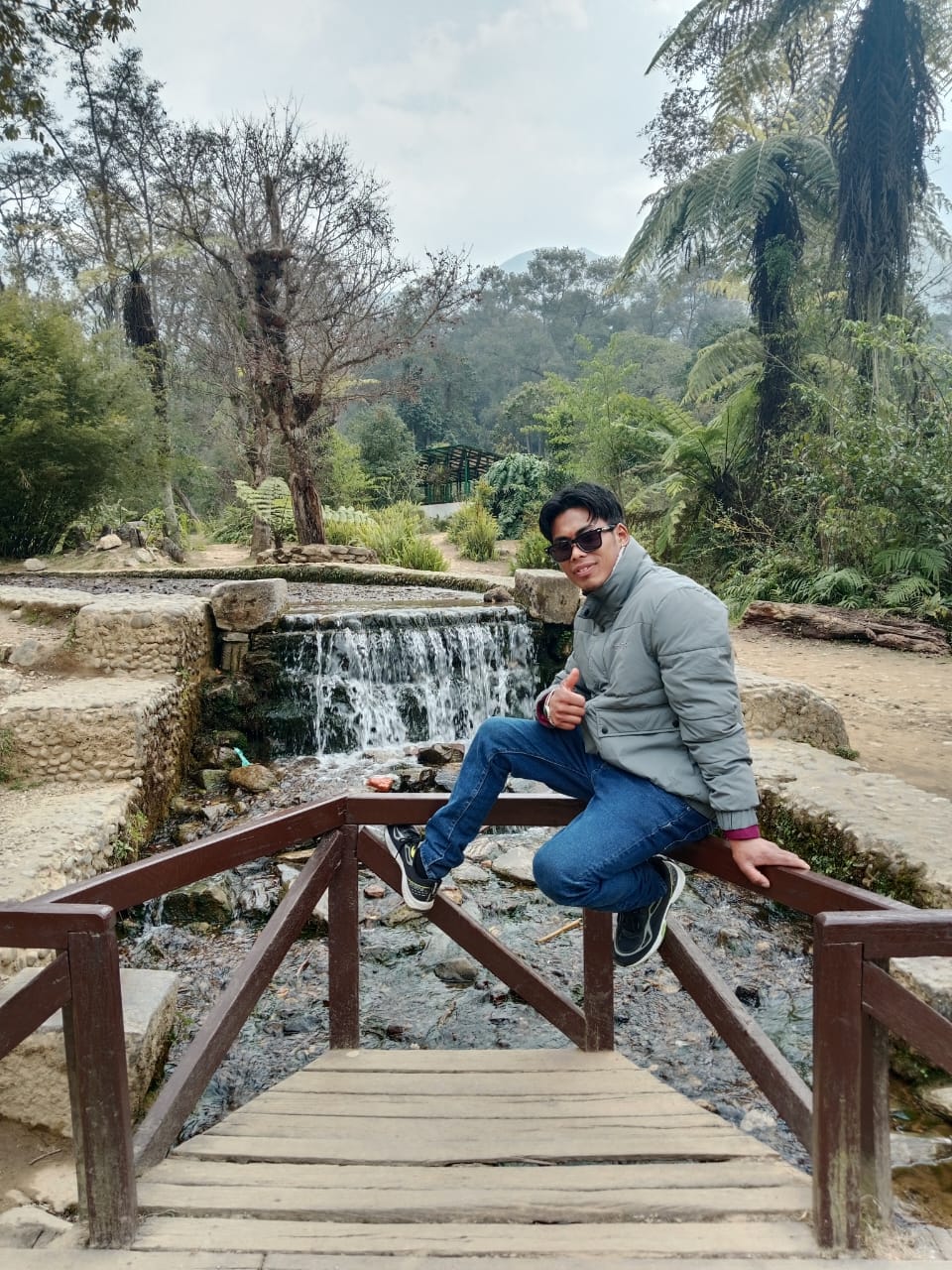 @🇳🇵आमा बुावकाे आशिर्वाद🇳🇵
