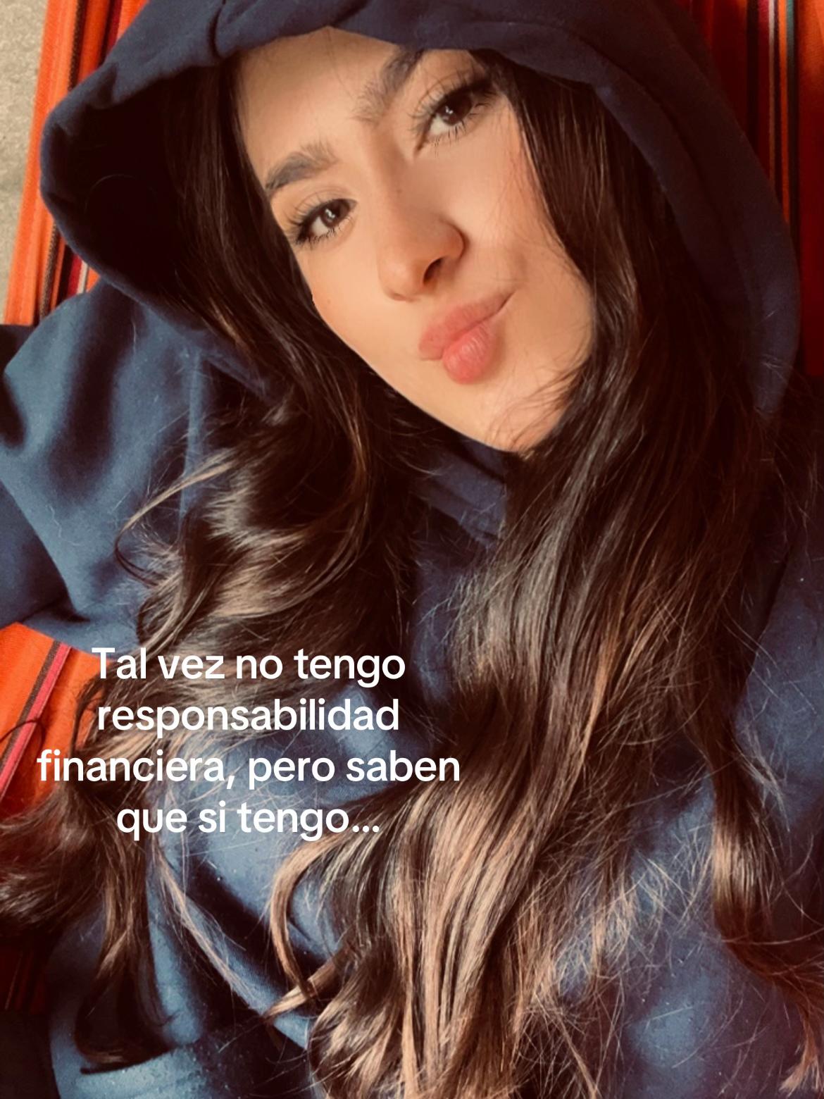 @𝒞