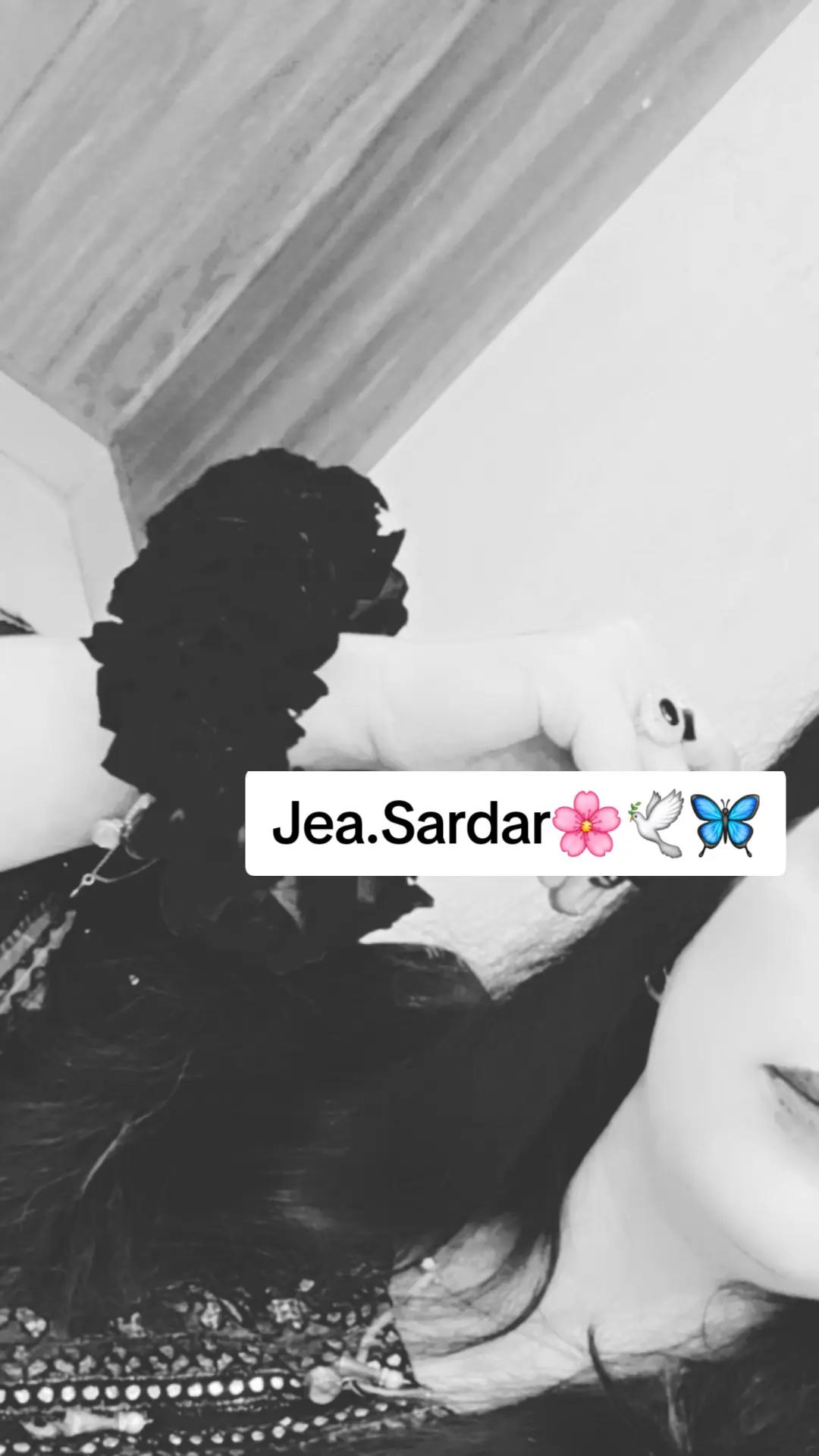@JEA SARDAR❤️🍁❤️