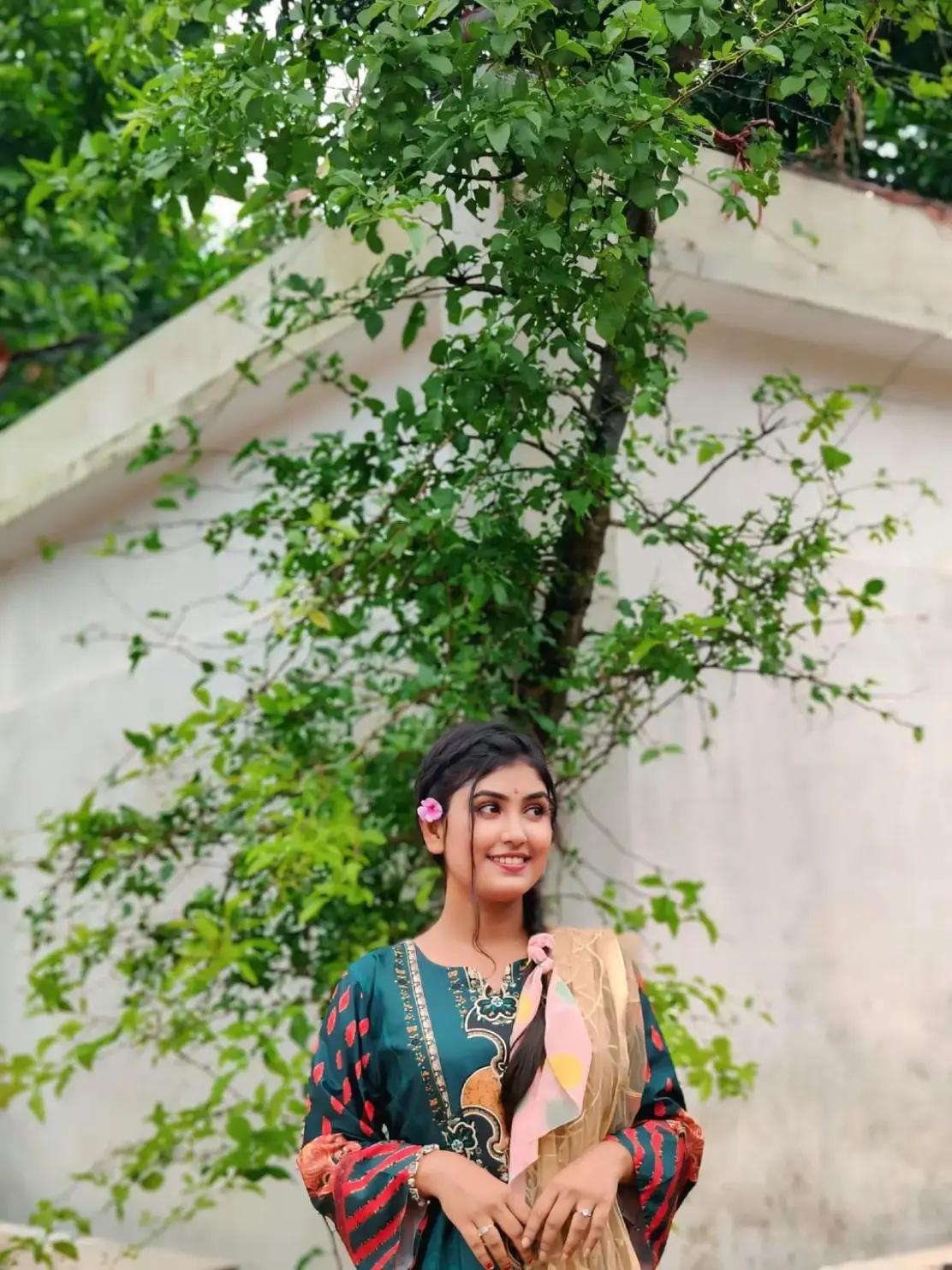 @🦋PiuMoni (পূজারিণী)🦋
