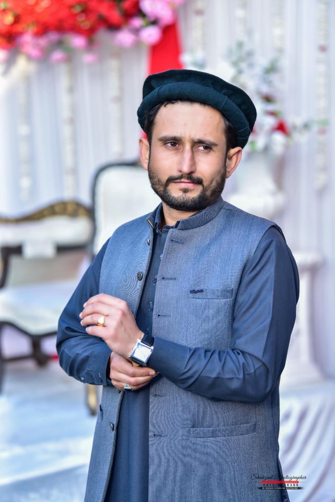 @Zia_Khan
