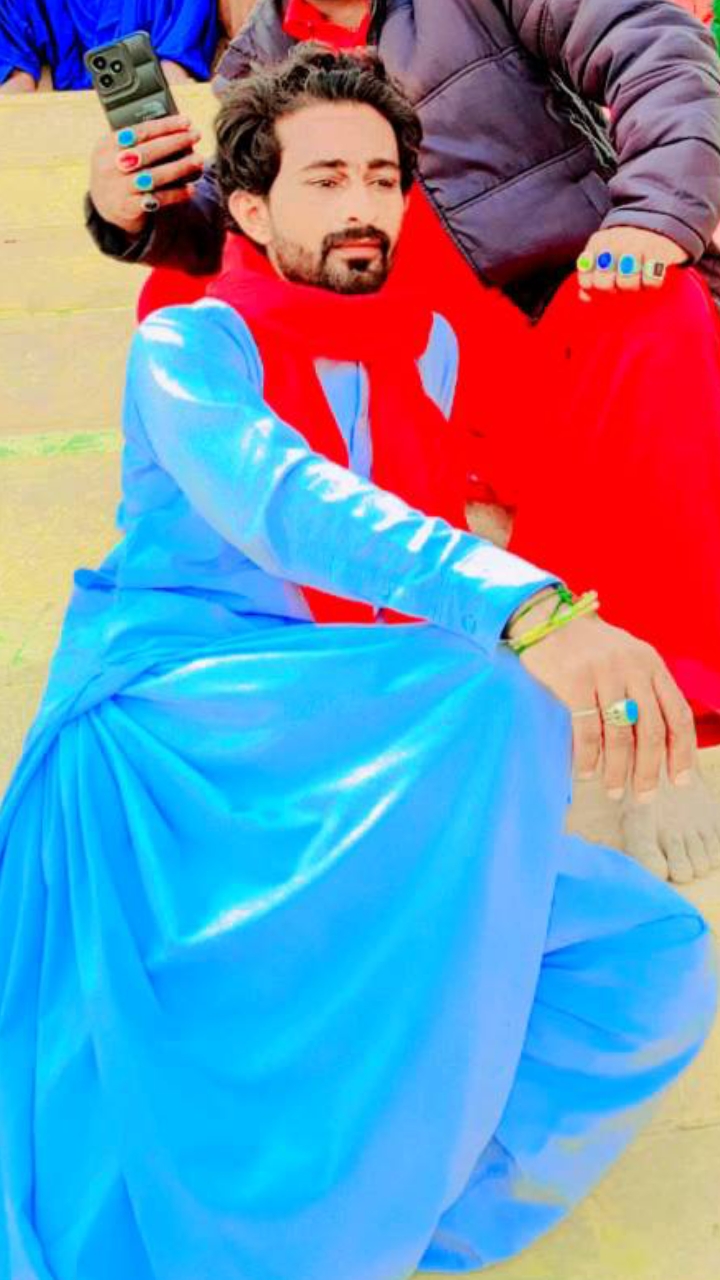 @Nadir Ali8898900