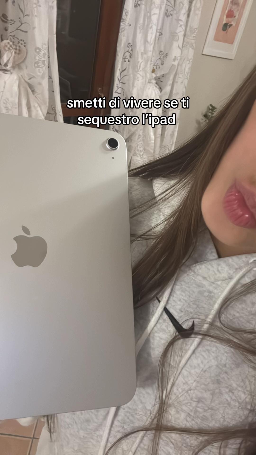 @💋
