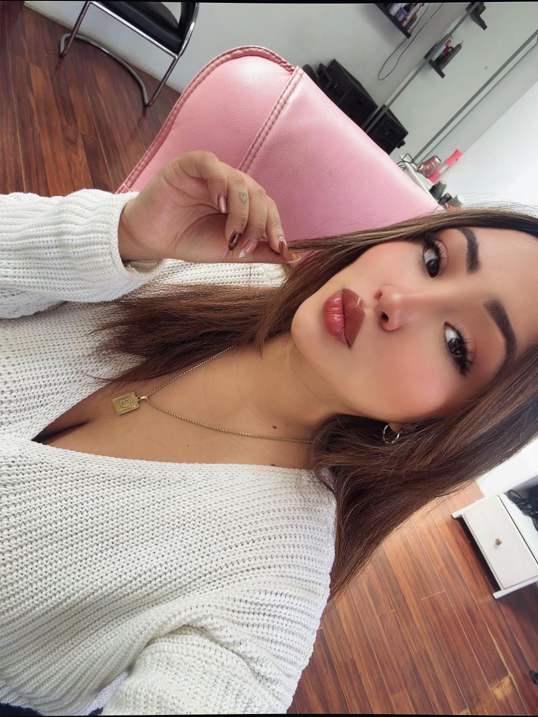 @GianiFloresMakeUp
