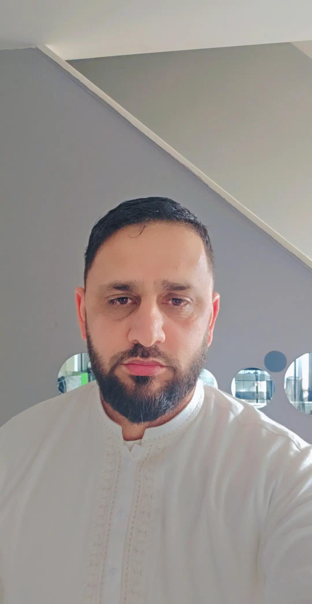 @SALEEM KIANI🇵🇰🏴