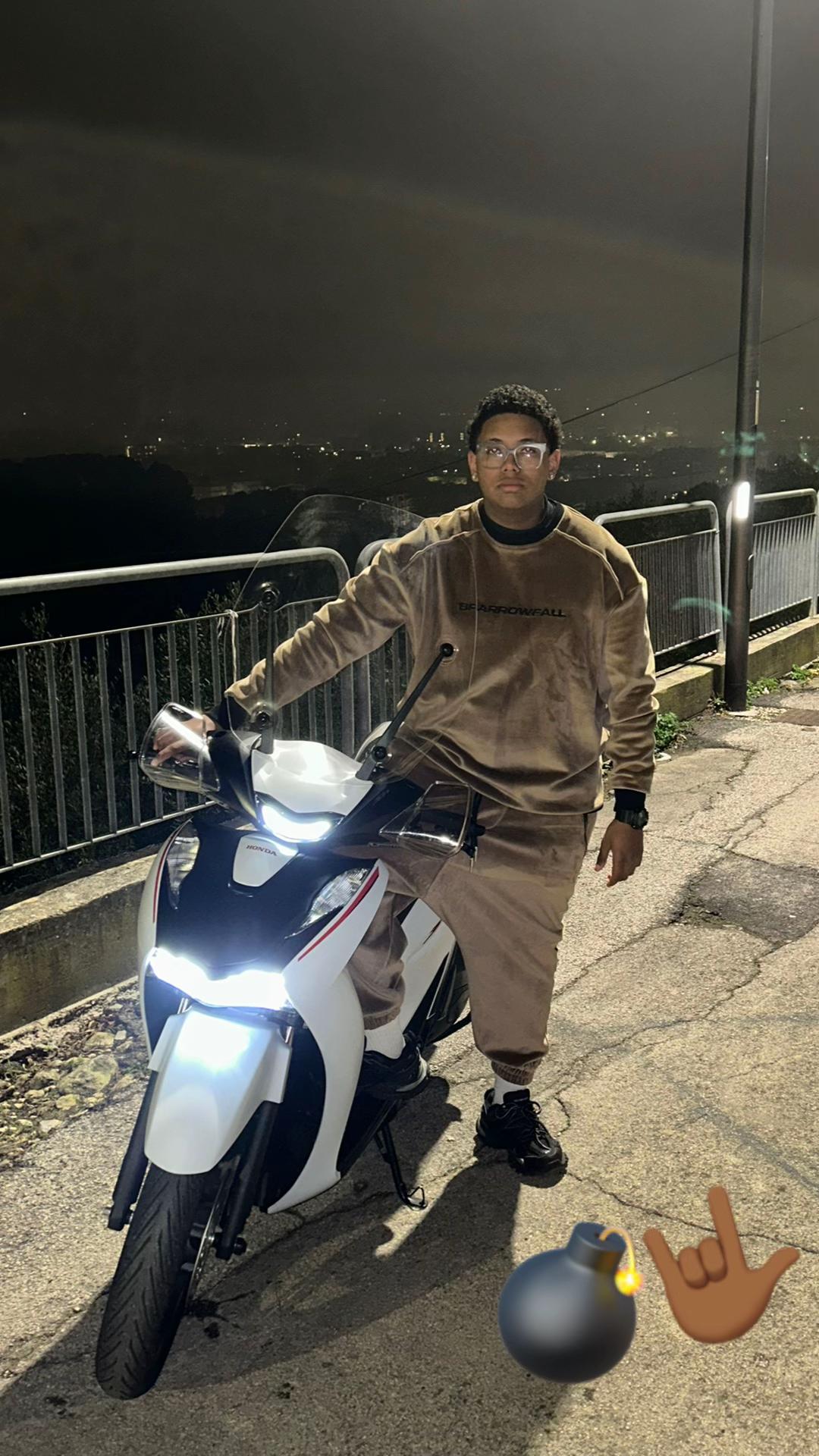 @𝒥 𝒜 𝑀 𝒜 𝐿
