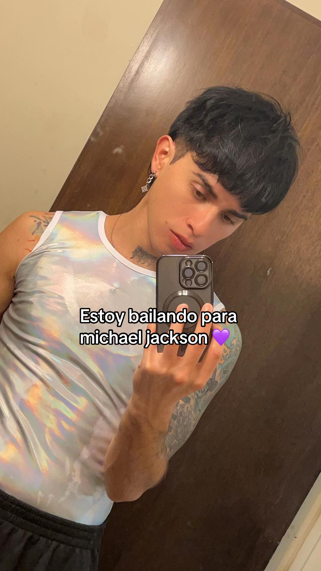 @FONG SEBAS ⚡️💜
