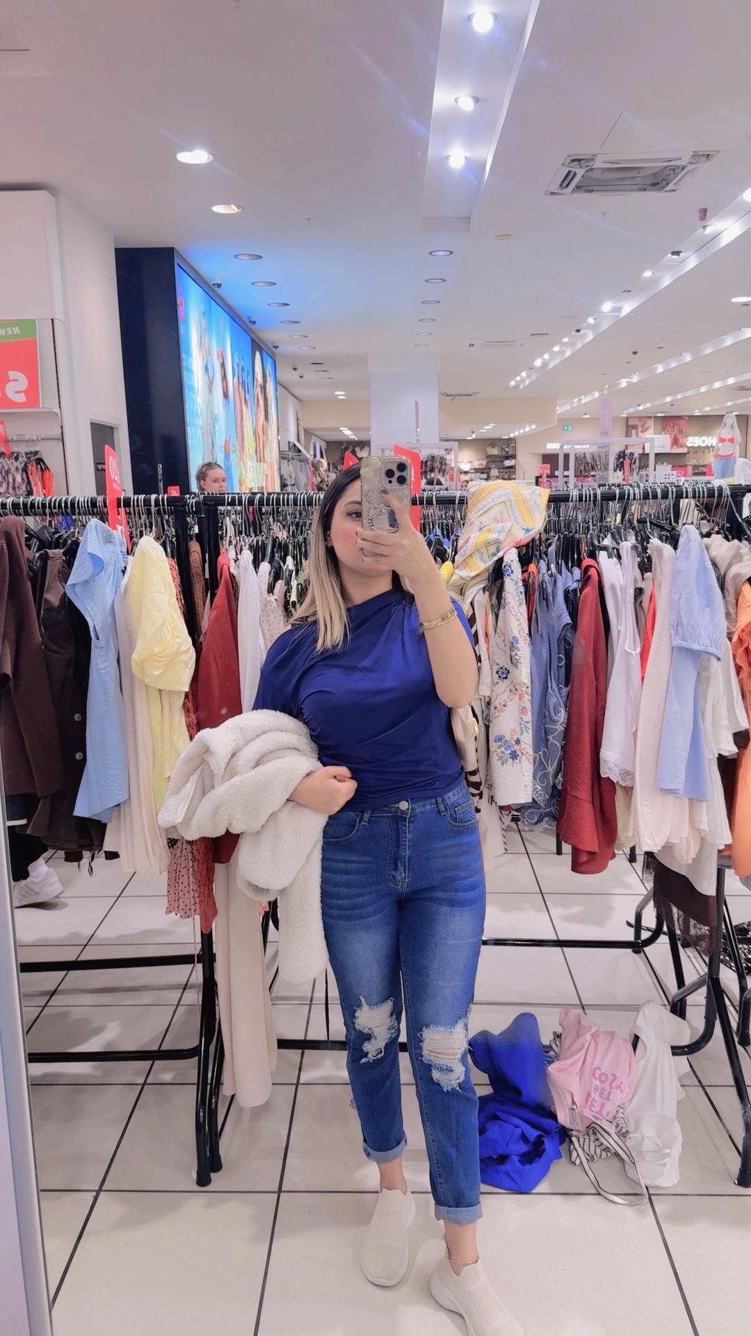 @Zee🧿