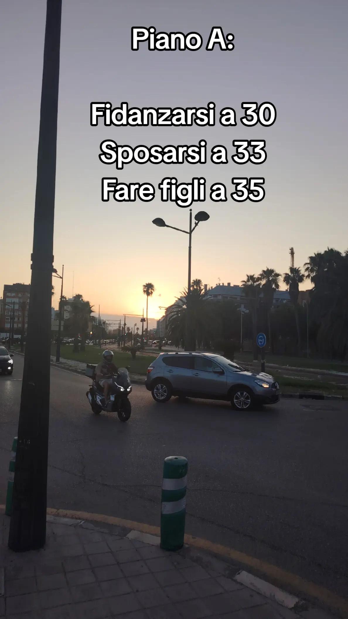 @Compielino
