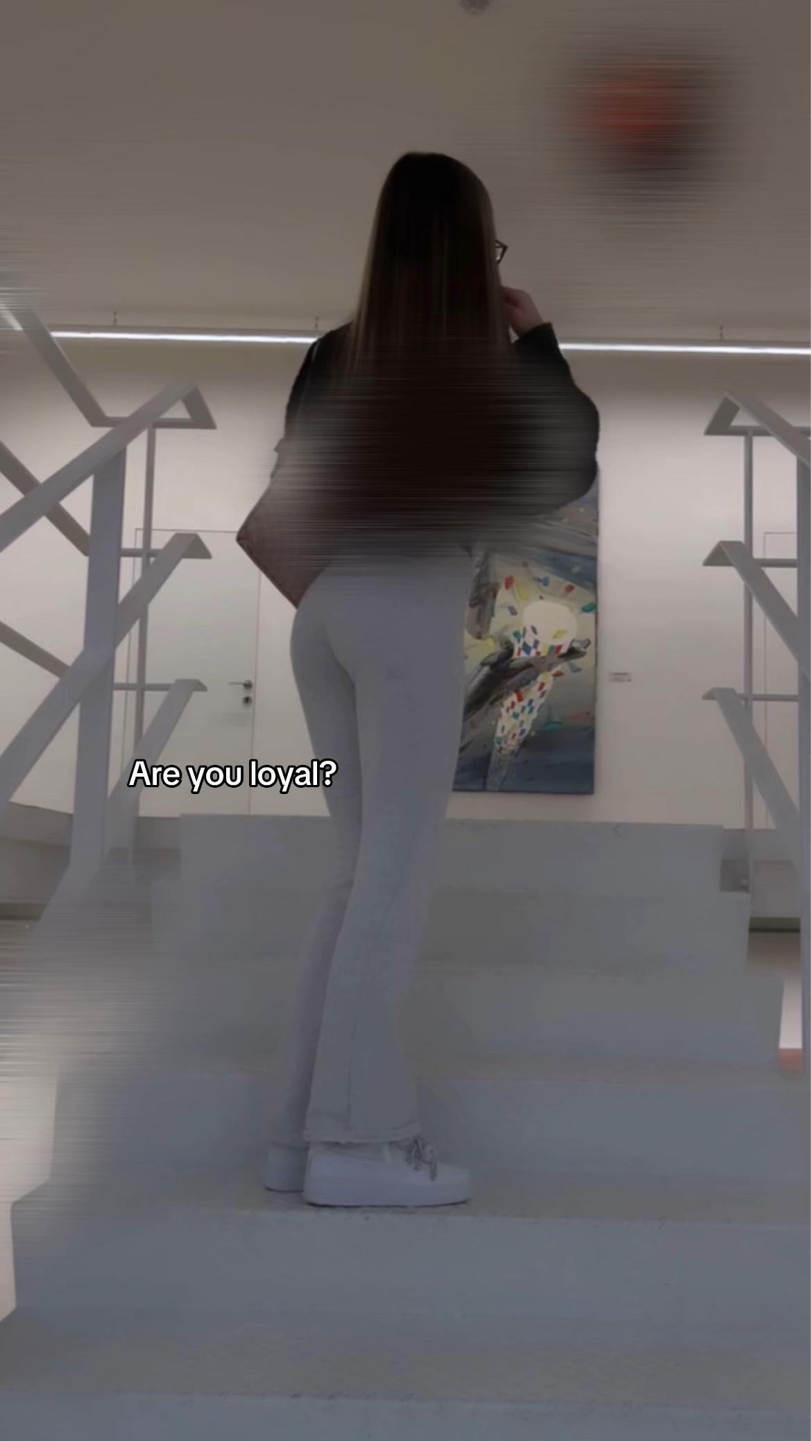 @T