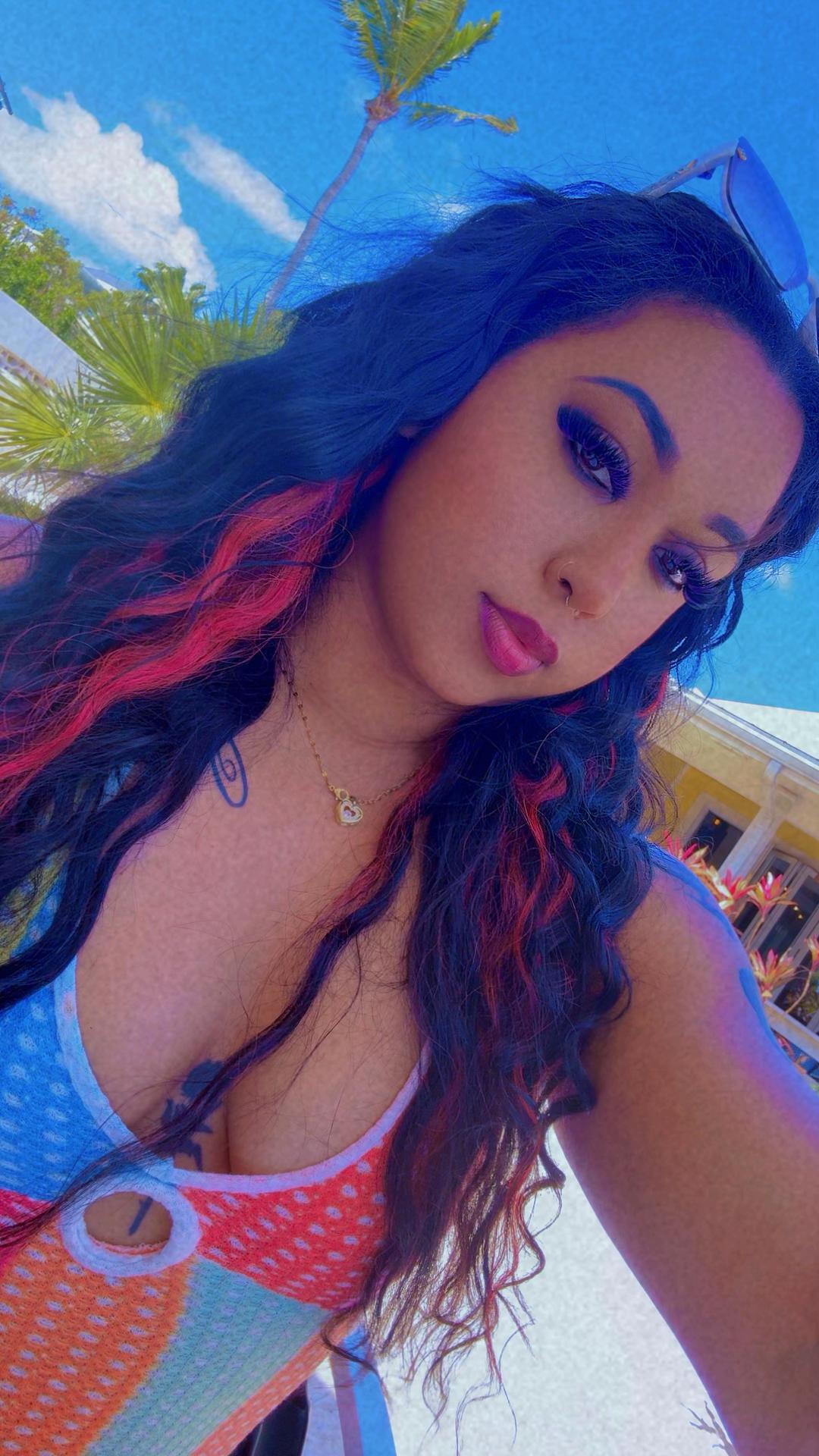 @💕🦋  PRETTY_IN _PINK 🦋💕