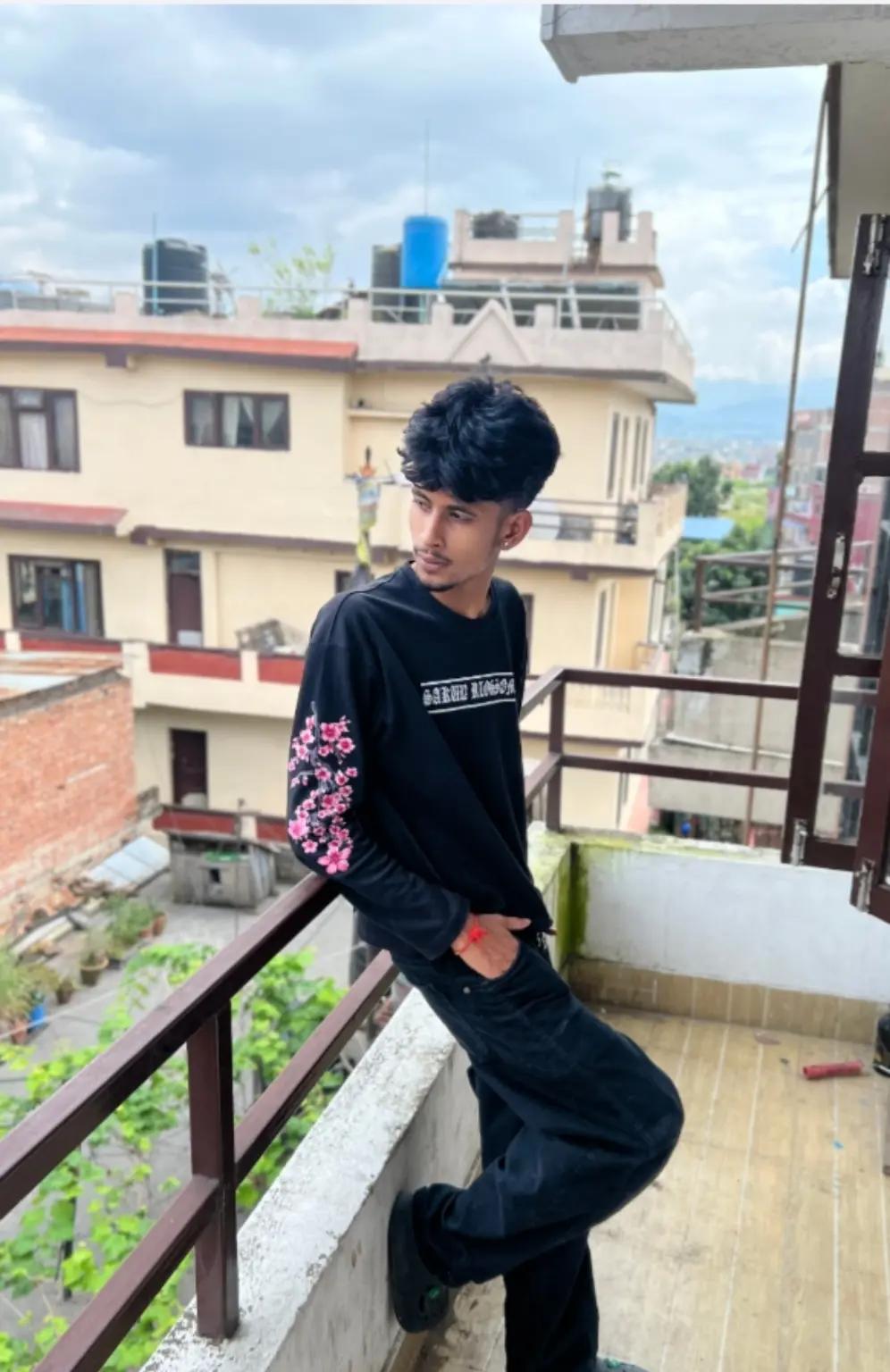 @NiTeSH Xngh👾
