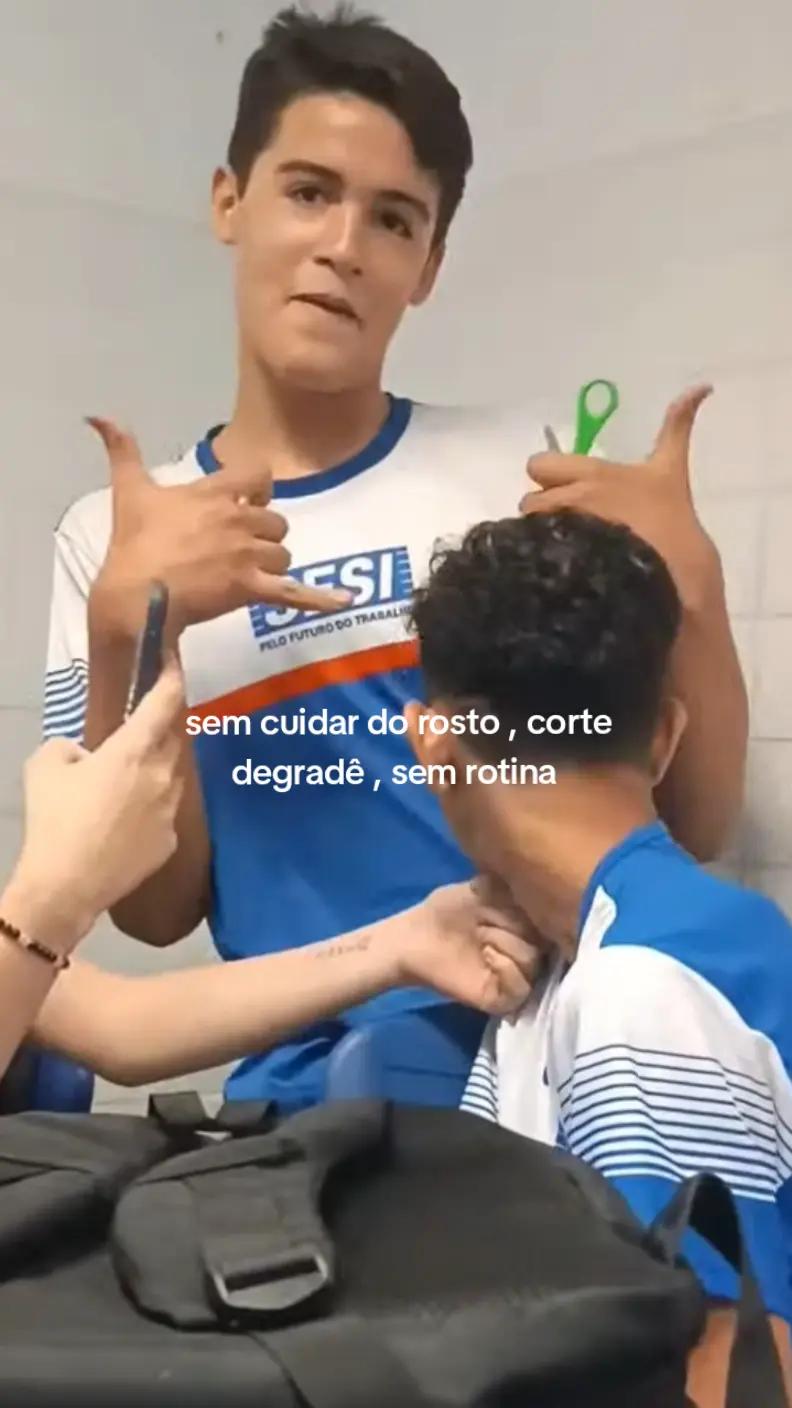 @Kaká tímido