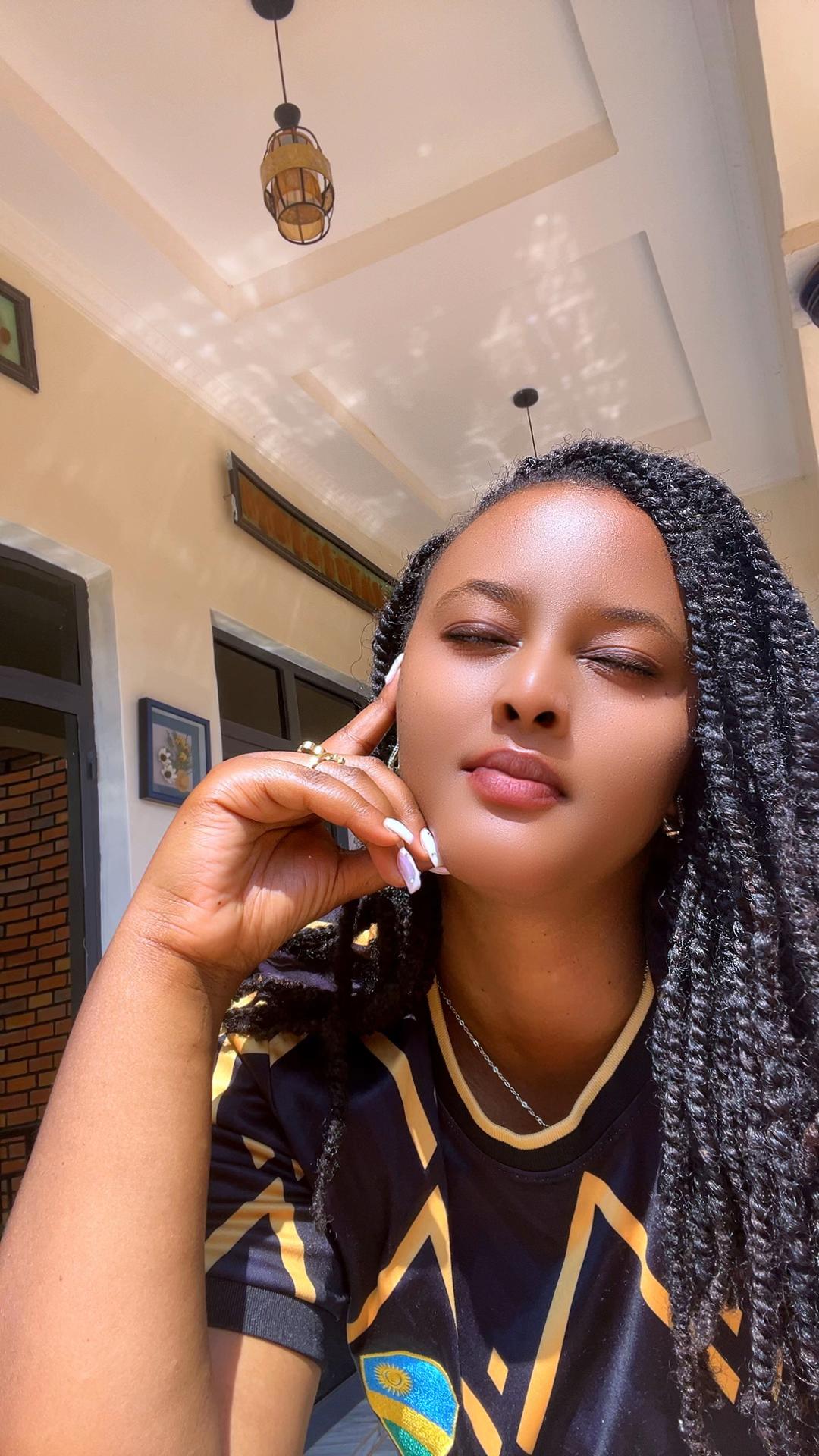 @kamatarisandra🇷🇼