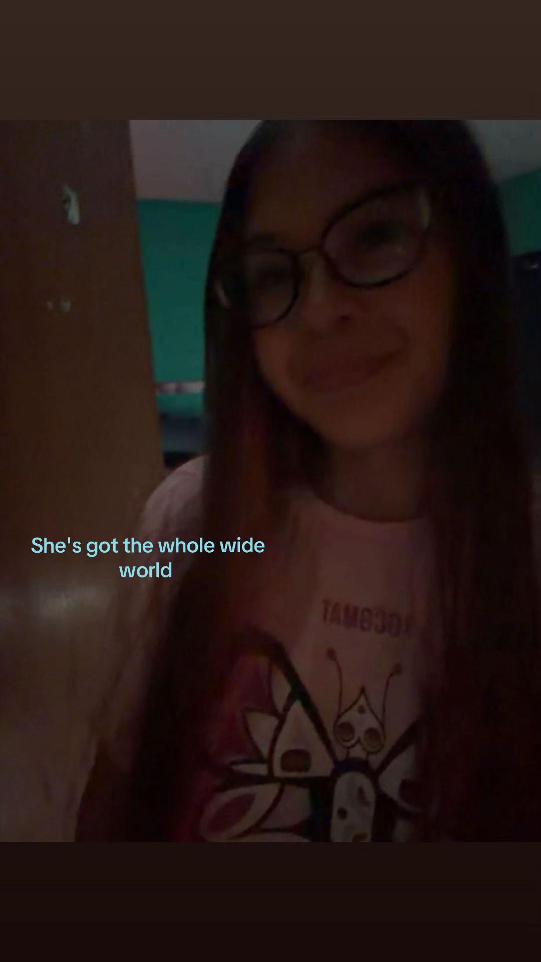 @️