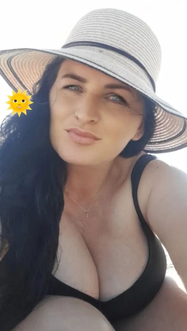 @Georgiana❤️G 🧡