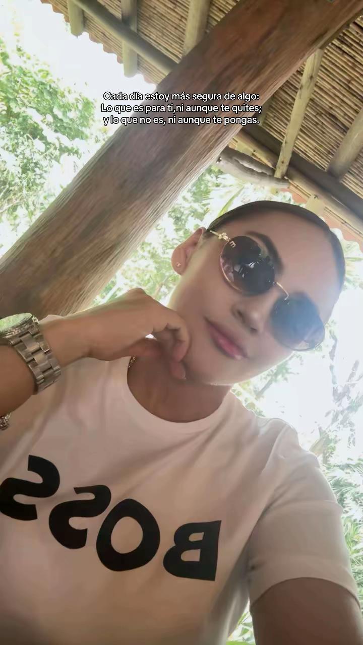 @Angie Prada